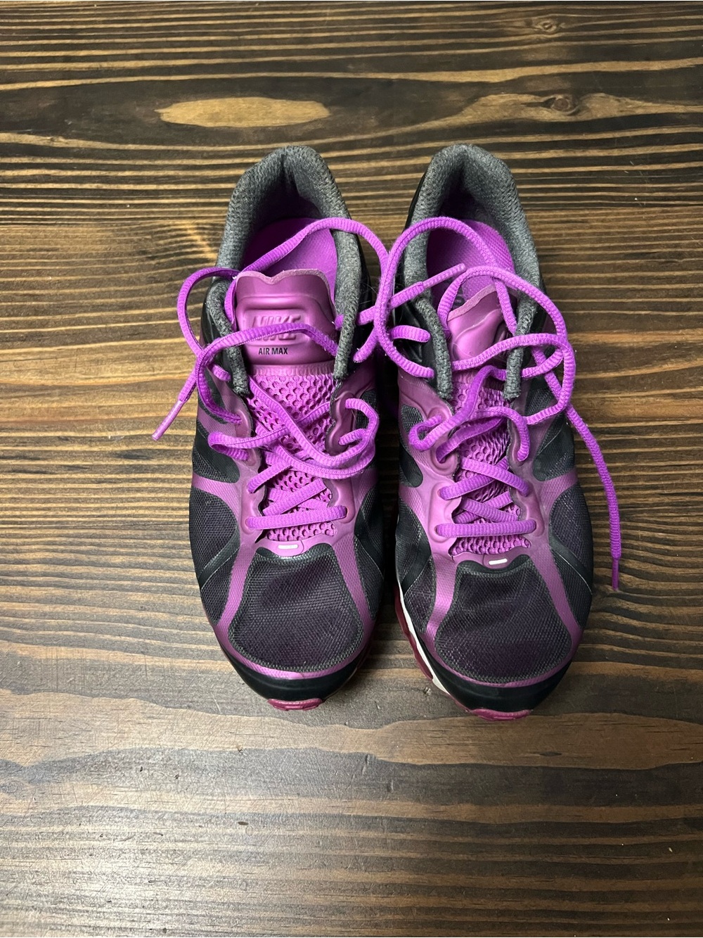 Nike Women’s Air Max Size 8